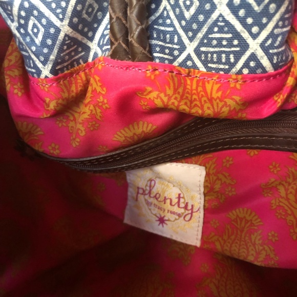 Large Bag - Picture 2 of 6